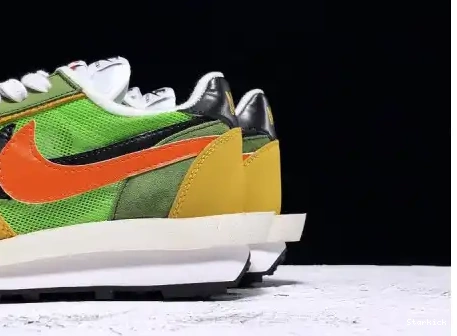  BV0073-300 sacai LD Green Nike Waffle Gusto 0427